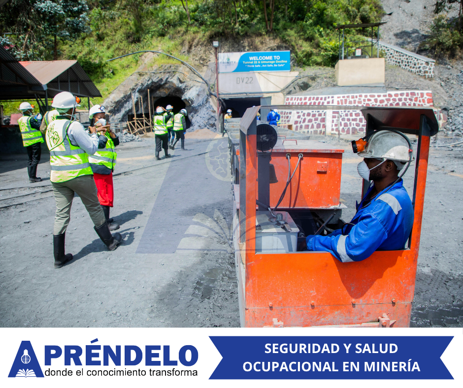 Trabajadores mineros con EPP completo en operación de montacargas en túnel subterráneo con supervisión de seguridad
